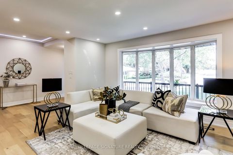Photo 4 at 30 Snowcrest Avenue, Steeles, Toronto
