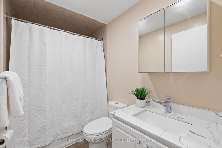 Photo 21 at 10 Thatcher's Mill Way, Bullock, Markham