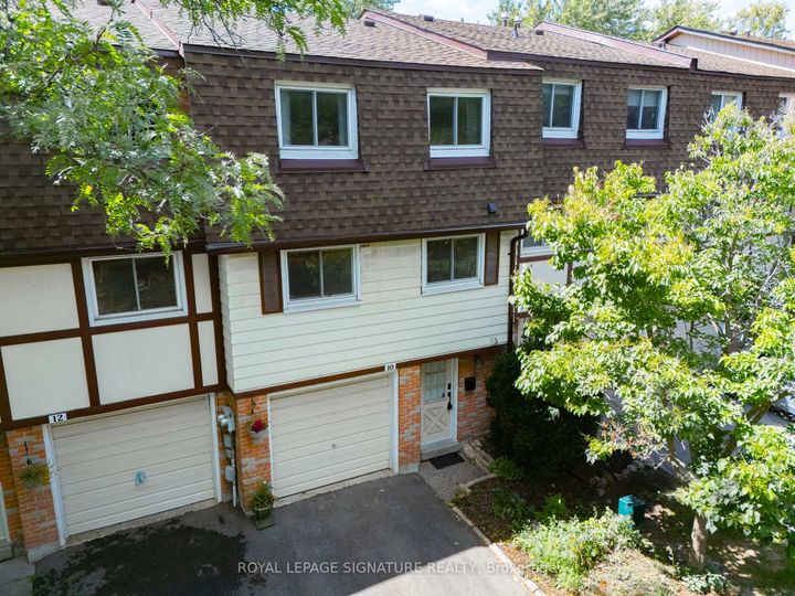 Photo 30 at 10 Thatcher's Mill Way, Bullock, Markham