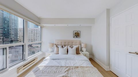 Photo 24 at 905 - 7 Carlton Street, Yonge Corridor, Toronto