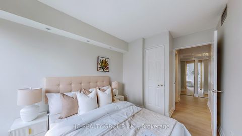 Photo 25 at 905 - 7 Carlton Street, Yonge Corridor, Toronto