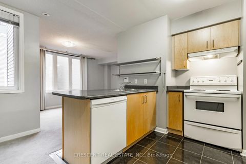 Photo 6 at 516 - 27 Canniff Street, Niagara, Toronto