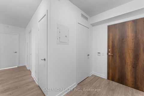 Photo 6 at 610B - 251 Manitoba Street, Mimico, Toronto