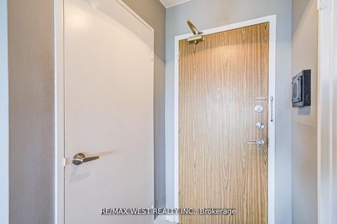 Photo 16 at 606 - 44 Longbourne Drive, Richview, Toronto