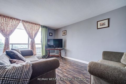 Photo 18 at 606 - 44 Longbourne Drive, Richview, Toronto