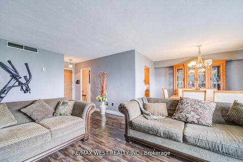 Photo 20 at 606 - 44 Longbourne Drive, Richview, Toronto