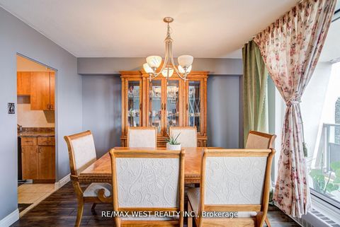 Photo 23 at 606 - 44 Longbourne Drive, Richview, Toronto