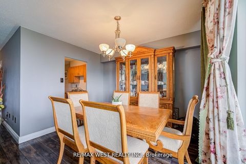 Photo 24 at 606 - 44 Longbourne Drive, Richview, Toronto