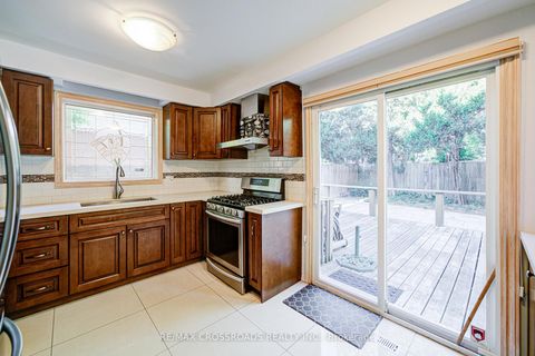Photo 6 at 41 Huntsmill Boulevard, Steeles, Toronto