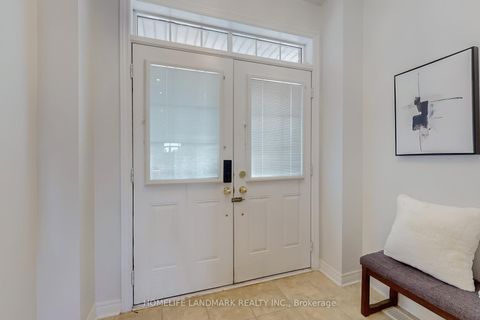 Photo 12 at 62 White Spruce Crescent, Patterson, Vaughan