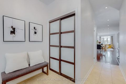 Photo 13 at 62 White Spruce Crescent, Patterson, Vaughan