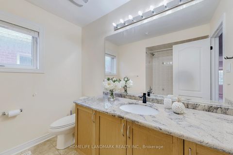 Photo 22 at 62 White Spruce Crescent, Patterson, Vaughan