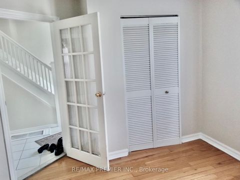 Photo 8 at 34 Mc Farland Avenue, Davenport, Toronto