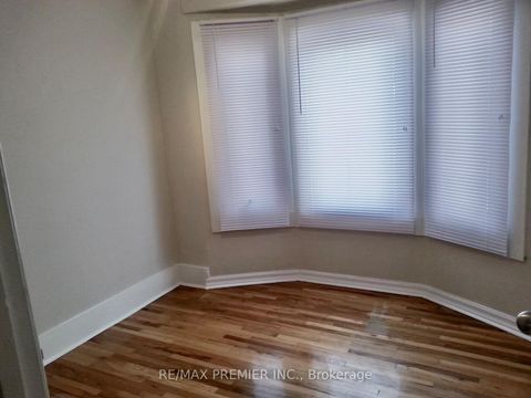 Photo 15 at 34 Mc Farland Avenue, Davenport, Toronto