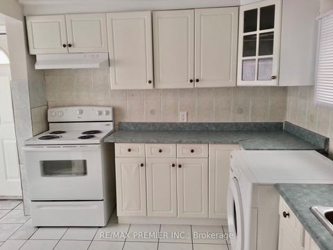 Photo 19 at 34 Mc Farland Avenue, Davenport, Toronto
