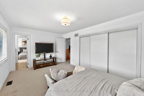 Photo 18 at 50 Steel Drive, Bayview Northeast, Aurora
