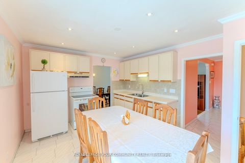 Photo 7 at 50 Council Crescent, York University Heights, Toronto