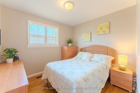 Photo 13 at 50 Council Crescent, York University Heights, Toronto