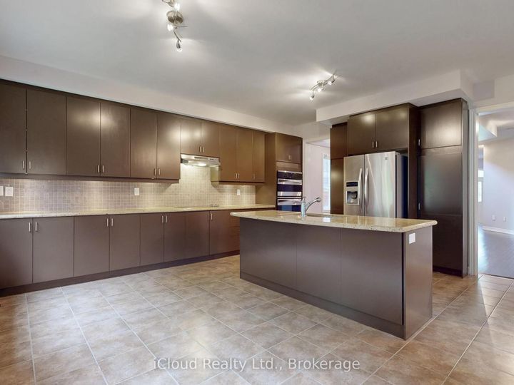 Photo 5 at 1292 Mccron Crescent E, Wyndham, Newmarket