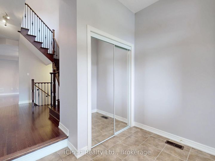 Photo 19 at 1292 Mccron Crescent E, Wyndham, Newmarket