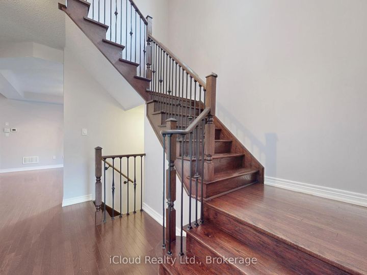 Photo 20 at 1292 Mccron Crescent E, Wyndham, Newmarket