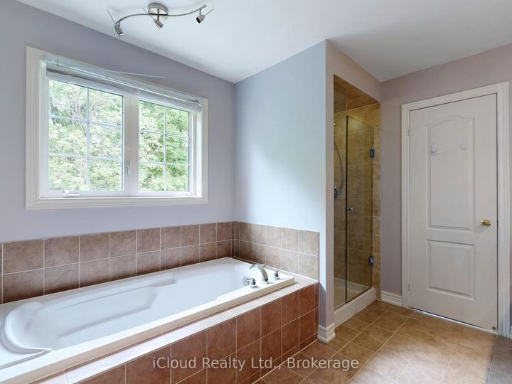 Photo 25 at 1292 Mccron Crescent E, Wyndham, Newmarket