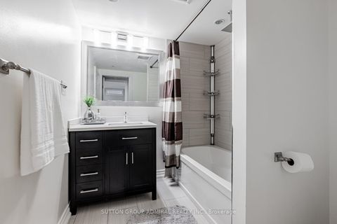 Photo 29 at 109 Barli Crescent, Patterson, Vaughan