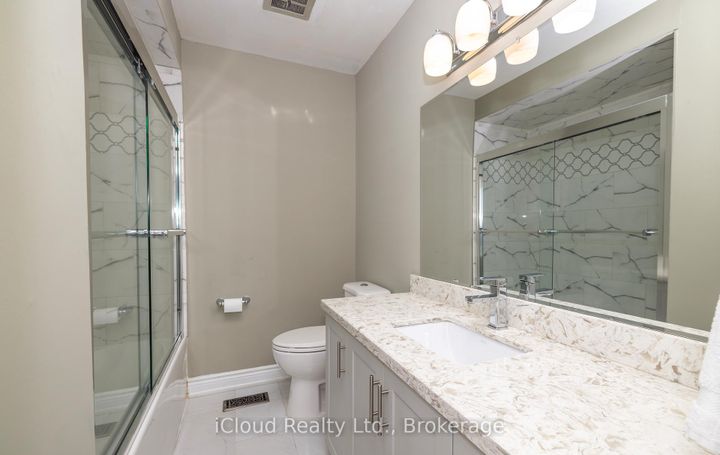 Photo 16 at 170 Clarence Street, Brampton East, Brampton