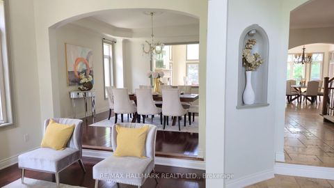 Photo 6 at 383 Paradelle Drive, Oak Ridges Lake Wilcox, Richmond Hill