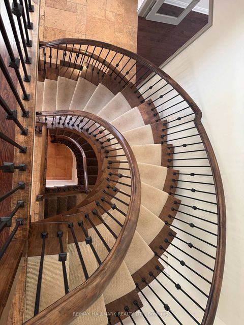 Photo 24 at 383 Paradelle Drive, Oak Ridges Lake Wilcox, Richmond Hill