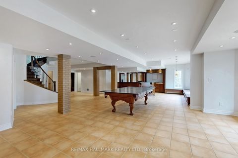 Photo 35 at 383 Paradelle Drive, Oak Ridges Lake Wilcox, Richmond Hill