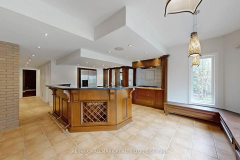 Photo 37 at 383 Paradelle Drive, Oak Ridges Lake Wilcox, Richmond Hill