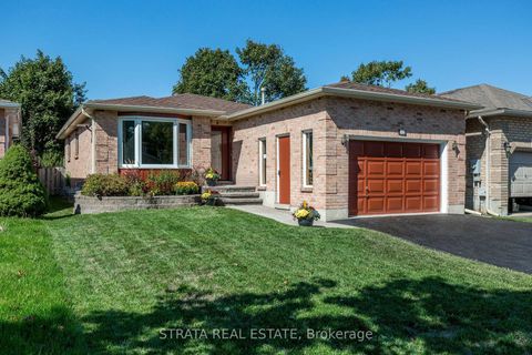 Photo 1 at 22 Mcveigh Drive, Northwest, Barrie Photo 1 at 22 Mcveigh Drive, Northwest, Barrie