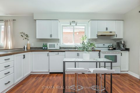 Photo 8 at 22 Mcveigh Drive, Northwest, Barrie