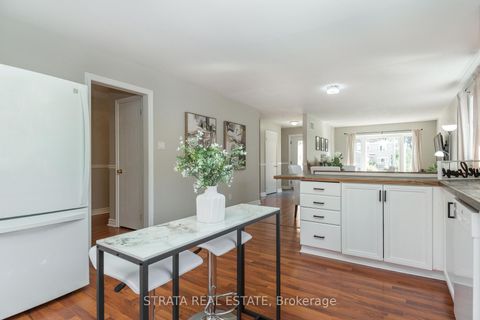 Photo 10 at 22 Mcveigh Drive, Northwest, Barrie