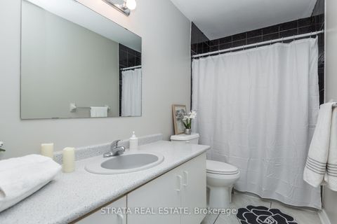 Photo 11 at 22 Mcveigh Drive, Northwest, Barrie Photo 11 at 22 Mcveigh Drive, Northwest, Barrie