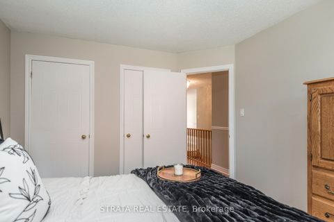 Photo 13 at 22 Mcveigh Drive, Northwest, Barrie Photo 13 at 22 Mcveigh Drive, Northwest, Barrie