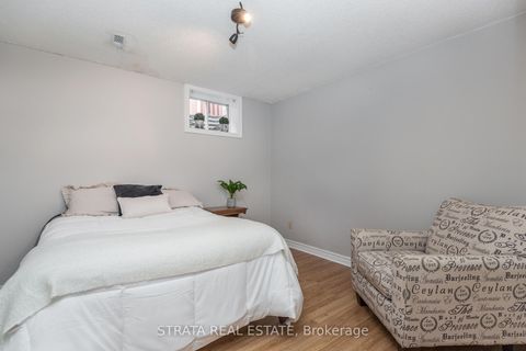 Photo 16 at 22 Mcveigh Drive, Northwest, Barrie