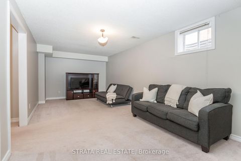 Photo 21 at 22 Mcveigh Drive, Northwest, Barrie