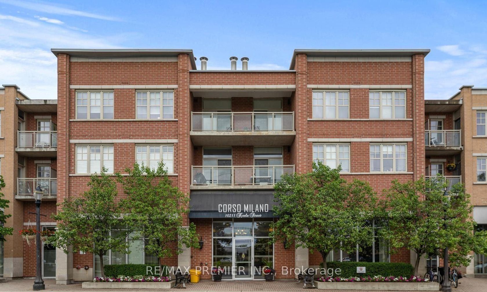 209 - 10211 Keele Street, Maple, Vaughan 