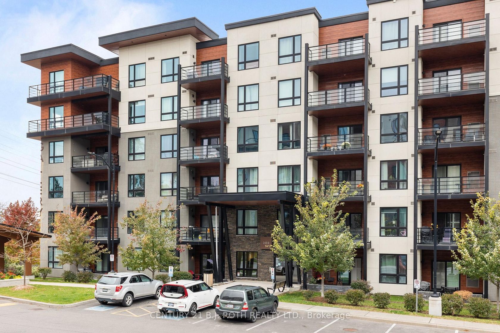 103 - 300 ESSA Road, 400 West, Barrie photo 0