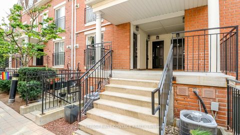 Photo 4 at 719 - 10 Laidlaw Street, South Parkdale, Toronto