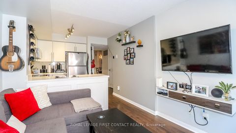 Photo 8 at 719 - 10 Laidlaw Street, South Parkdale, Toronto