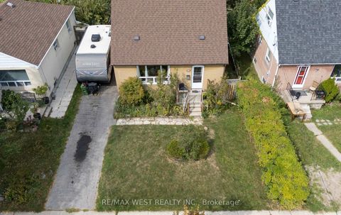 Photo 4 at 62 Allenby Avenue, Old Rexdale, Toronto