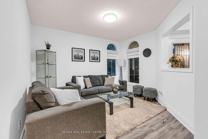 Photo 4 at 5958 Mersey Street, East Credit, Mississauga