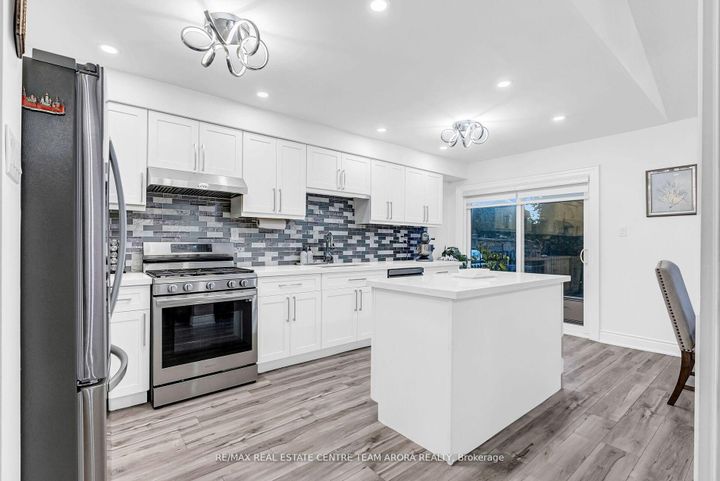 Photo 14 at 5958 Mersey Street, East Credit, Mississauga