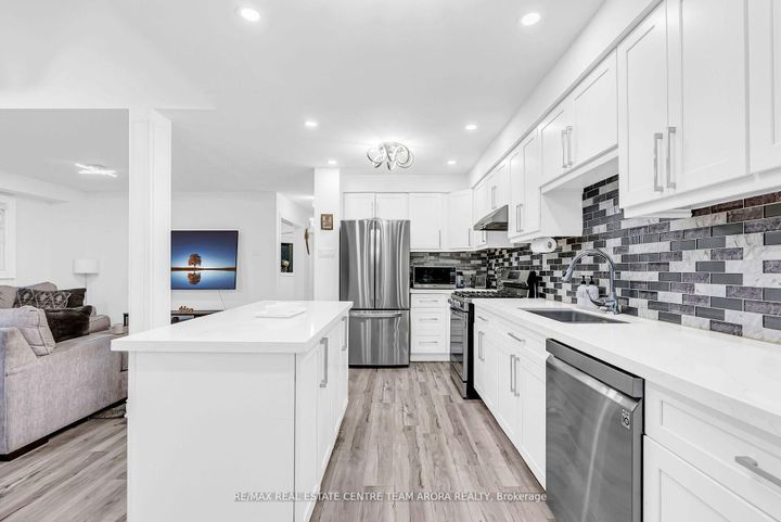 Photo 18 at 5958 Mersey Street, East Credit, Mississauga