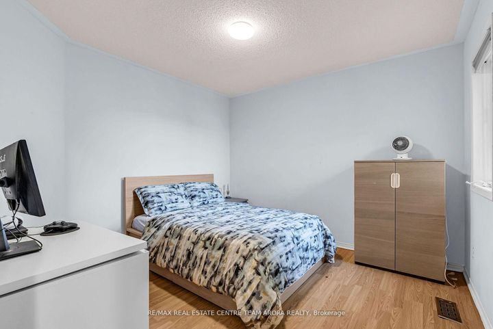 Photo 27 at 5958 Mersey Street, East Credit, Mississauga