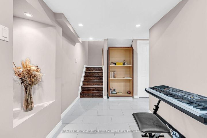 Photo 34 at 5958 Mersey Street, East Credit, Mississauga