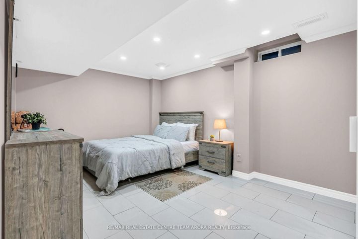 Photo 36 at 5958 Mersey Street, East Credit, Mississauga
